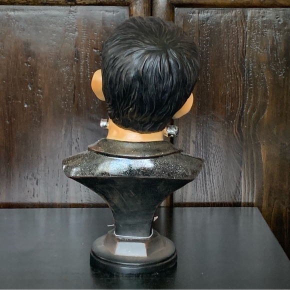 Frankenstein Bust Light Up Halloween Decor - Picture 8 of 14